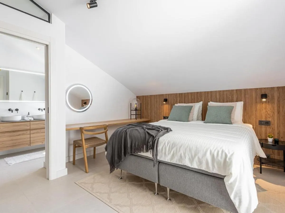 Agrupadas, Beautiful Duplex With Amazing Location Marbella 0*,  Spain